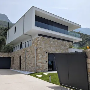 Olivo Luxury Aparthotel